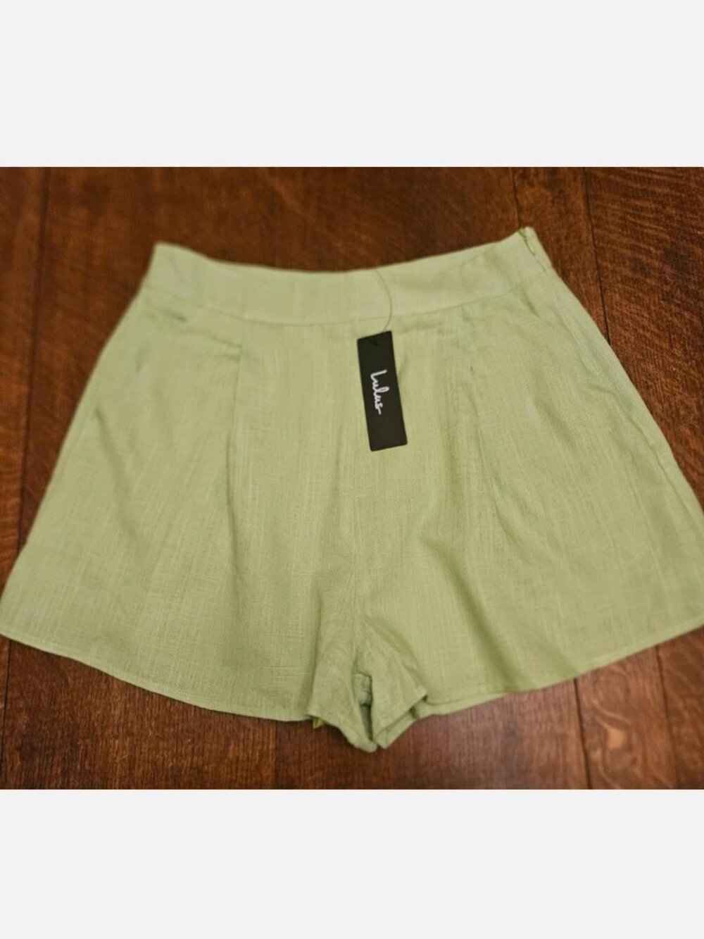 NWT Lulus Chartreuse Green Linen Blend Shorts Size Medium